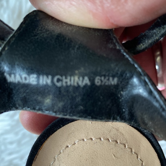 Black satin bow ankle wrap sandals, size 6 1/2 - Picture 10 of 12